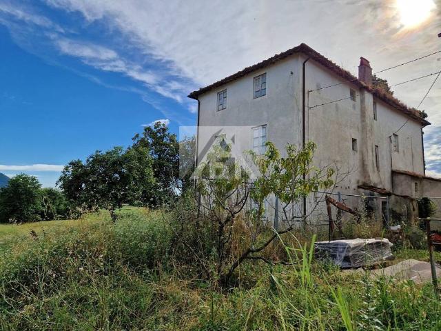 Rustico in vendita a Sant'Alessio, Bagni Di Lucca Ponte