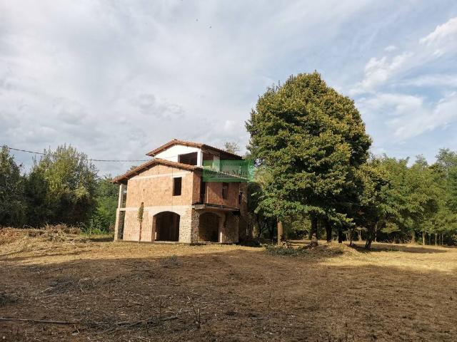Rustico in vendita a Santissima Annunziata, Bagni Di Lucca Ponte