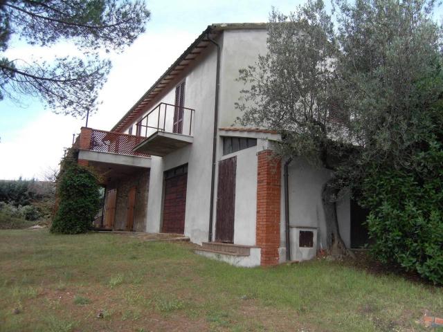 Rustico in vendita a Magione, Umbria