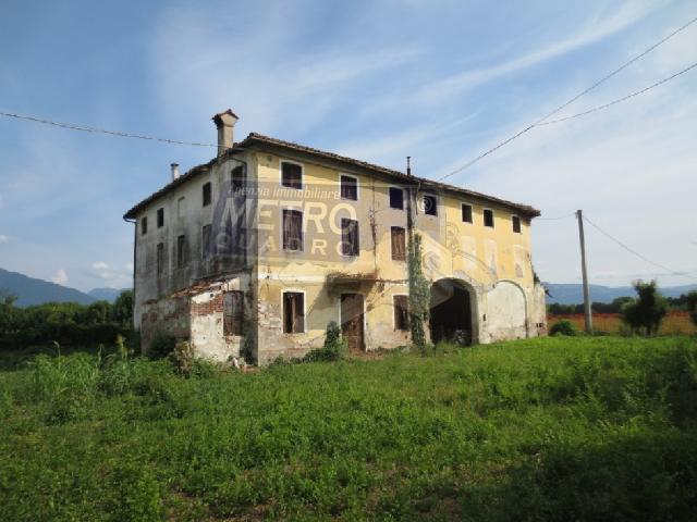 Rustico in vendita a Marano Vicentino, Veneto