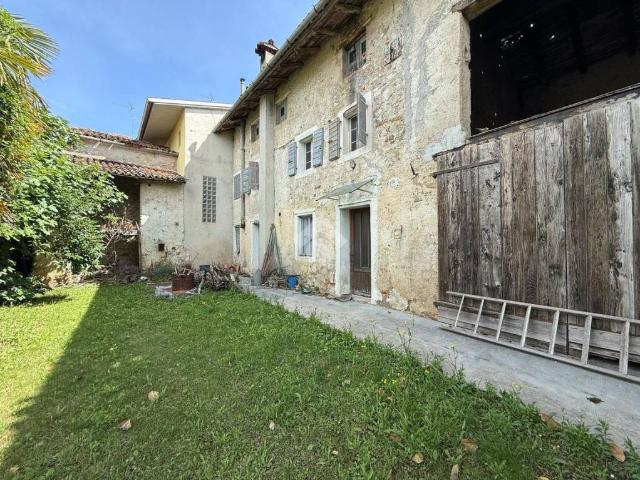 Rustico in vendita a Martignacco, Friuli-Venezia Giulia
