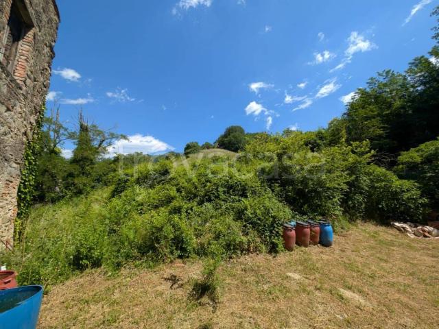 Rustico in vendita a Vernio