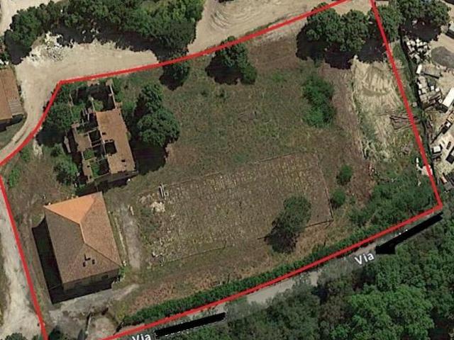 Terreno in vendita a Vecchiano, Toscana