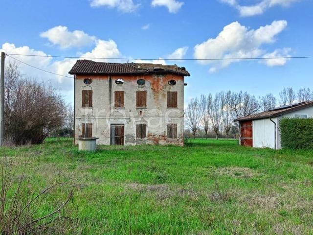 Rustico in vendita a Unione Comuni Modenesi Area Nord, Mirandola