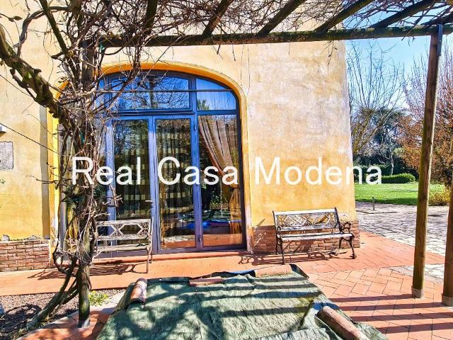 Rustico in vendita a Crocetta-San Lazzaro-Modena Est, Modena