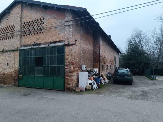 Rustico in vendita a Cognento, Modena