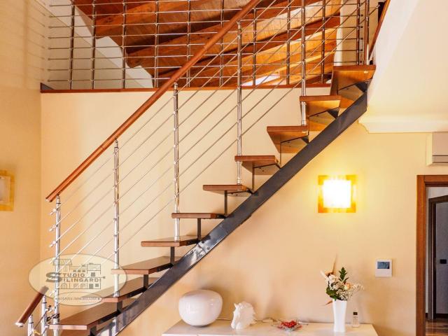 Villa Indipendente in vendita a San Faustino-Madonnina-Quattroville, Modena