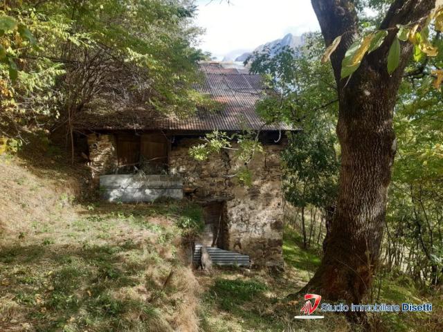 Rustico in vendita a Comunità montana della valle Camonica, Monno