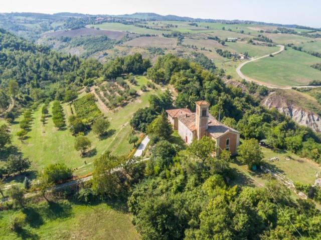 Rustico in vendita a Unione dei comuni Valli del Reno, Lavino e Samoggia, Monte San Pietro