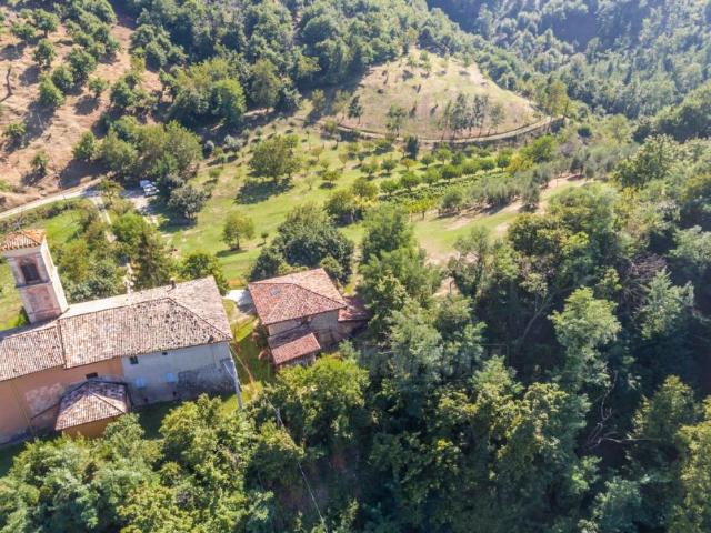 Rustico in vendita a Unione dei comuni Valli del Reno, Lavino e Samoggia, Monte San Pietro