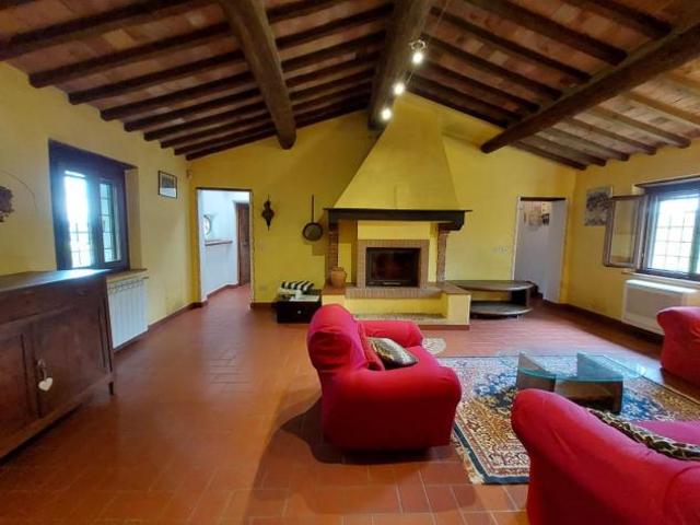 Terreno in vendita a Pontedera, Toscana