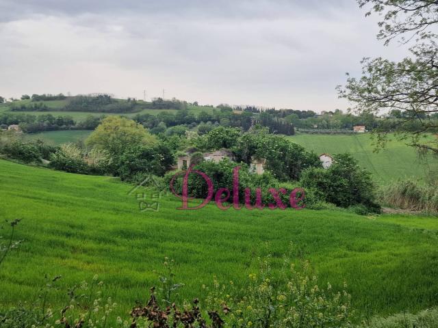 Rustico in vendita a Marche, Macerata