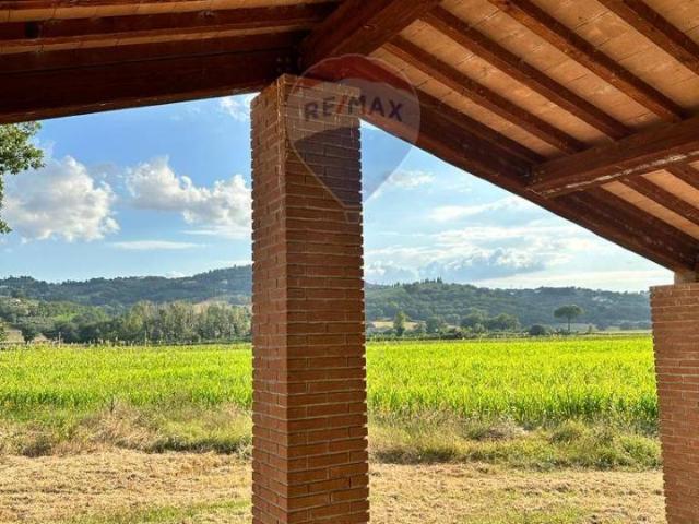 Rustico in vendita a Montefalco, Umbria