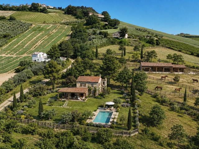 Villa Indipendente in vendita a Marche, Ascoli Piceno