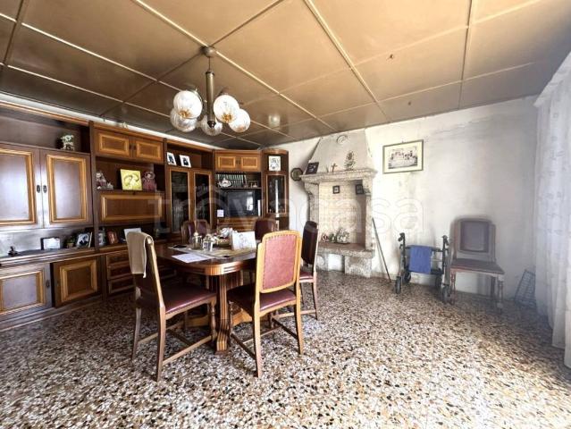 Rustico in vendita a Monteforte D'alpone, Veneto
