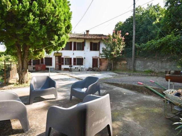 Rustico in vendita a Piemonte, Asti