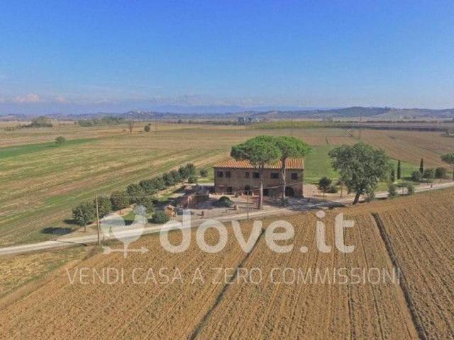 Rustico in vendita a Abbadia Di Montepulciano, Toscana