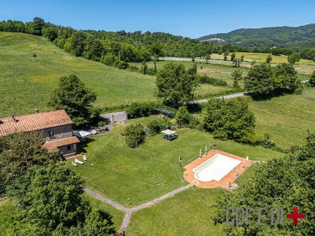 Rustico in vendita a Montieri, Toscana
