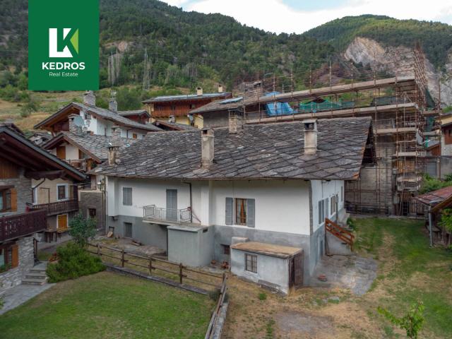 Villa Indipendente in vendita a Pré Saint Didier, Aosta