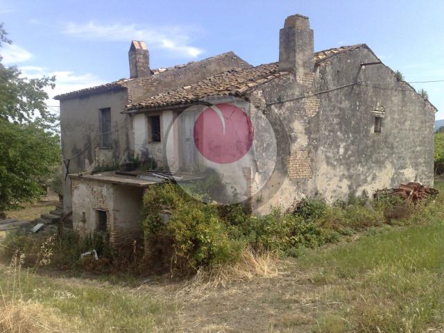 Rustico in vendita a Mozzagrogna, Abruzzo