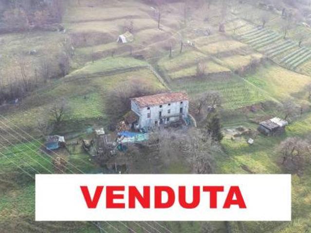Rustico in vendita a Nembro, Lombardia