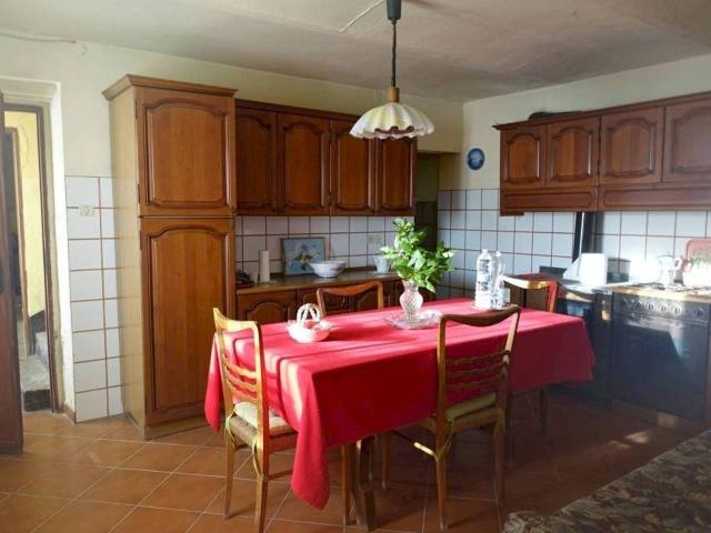Rustico in vendita a Nizza Monferrato, Asti