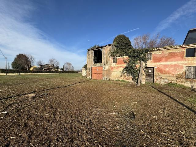 Rustico in vendita a Noventa Vicentina, Veneto