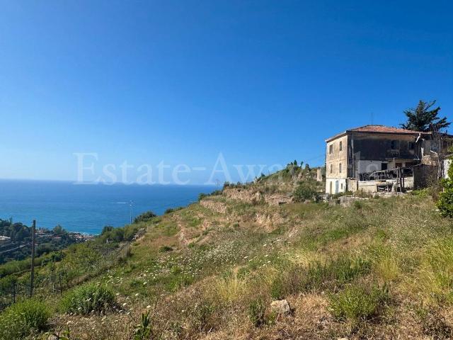 Rustico in vendita a Ospedaletti, Liguria