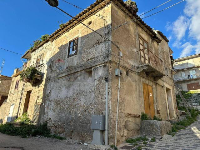Rustico in vendita a Palma Di Montechiaro, Sicilia