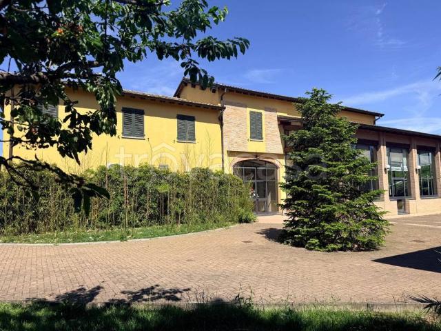 Rustico in vendita a Lubiana, Sorbolo