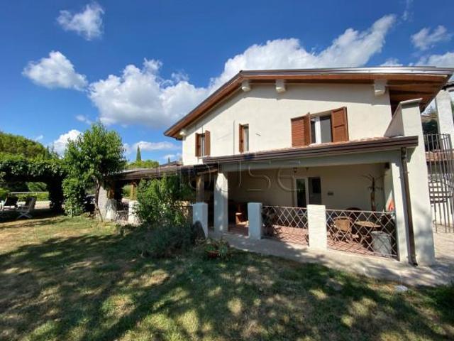 Rustico in vendita a Cenerente, Umbria