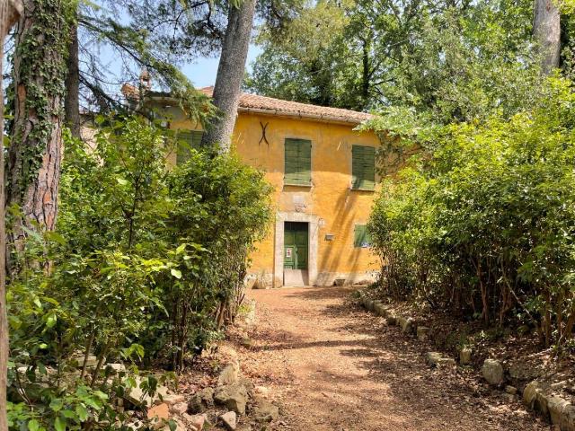 Rustico in vendita a Tresole, Pesaro