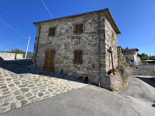 Terreno in vendita a Unione Comuni Garfagnana, Piazza Al Serchio
