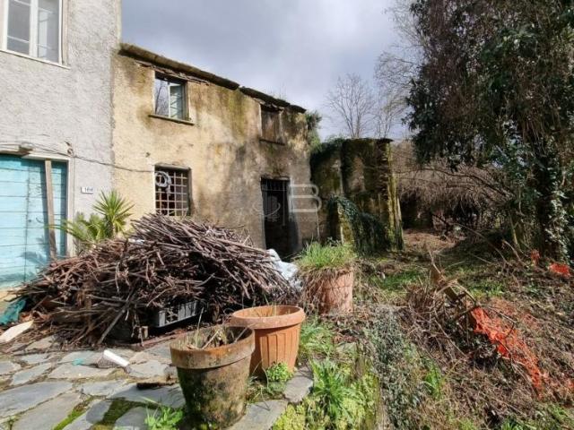Rustico in vendita a Tonfano, Toscana
