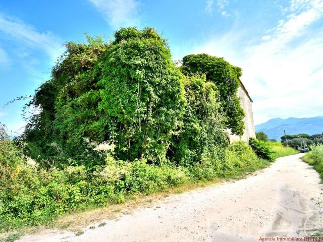 Rustico in vendita a Vaiana, Forte Dei Marmi