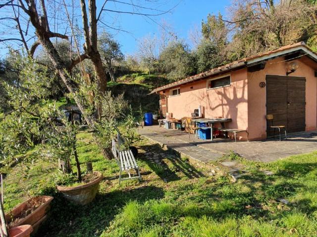 Rustico in vendita a Tonfano, Toscana