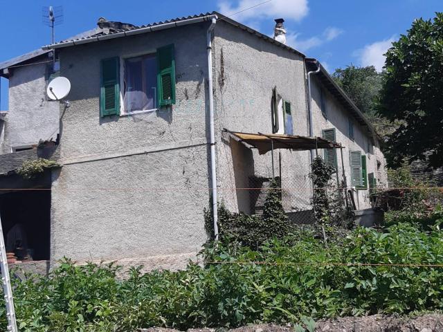 Rustico in vendita a Pieve Di Teco, Liguria