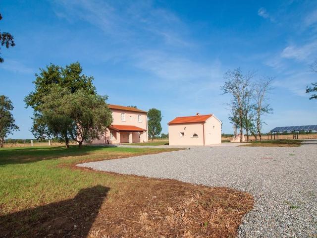 Rustico in vendita a Pisa, Toscana