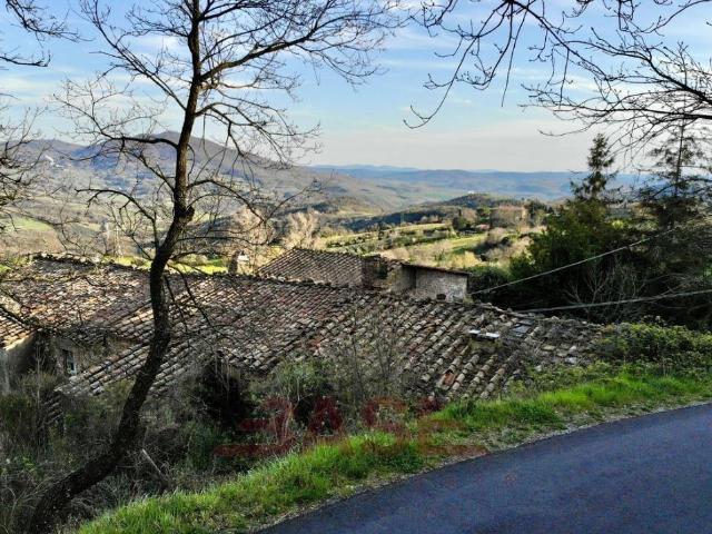 Rustico in vendita a Larderello, Toscana