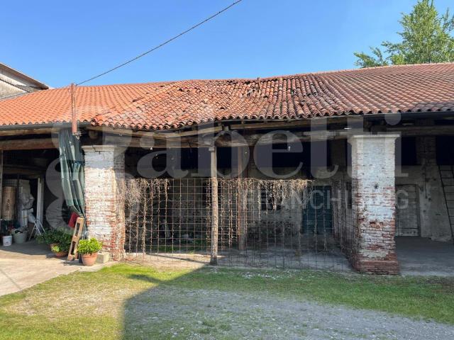 Rustico in vendita a Pozzoleone, Veneto