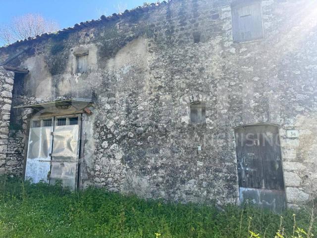 Rustico in vendita a Pratella, Campania
