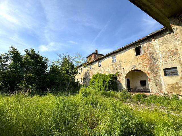 Rustico in vendita a Prato, Toscana