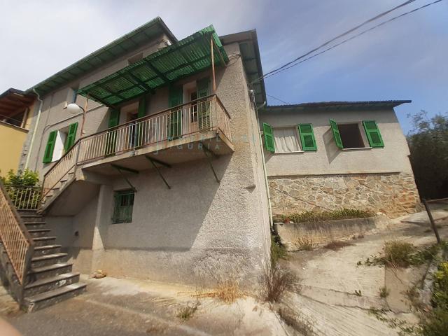 Rustico in vendita a Ranzo, Liguria