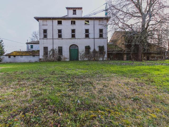 Rustico in vendita a Gambellara, Ravenna