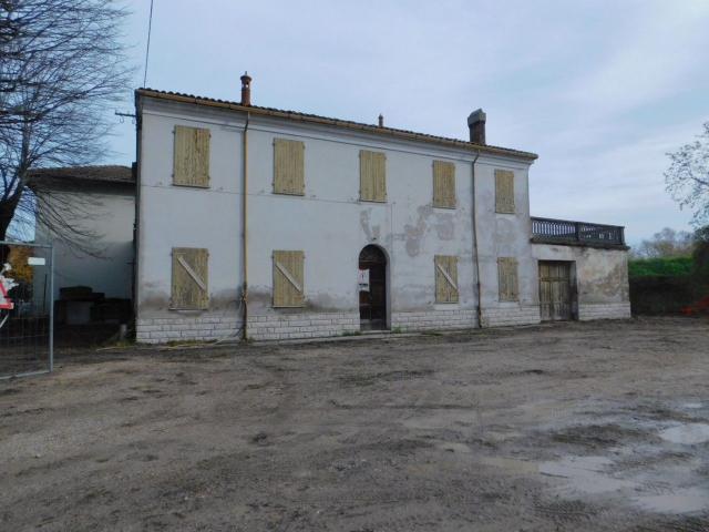 Rustico in vendita a Castiglione di Ravenna, Ravenna