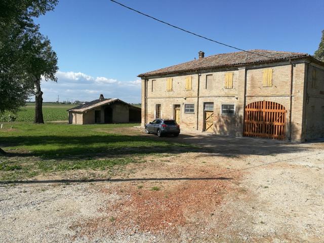 Rustico in vendita a Ravenna, Reggio Emilia