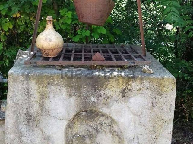Rustico in vendita a Santa Croce, Re