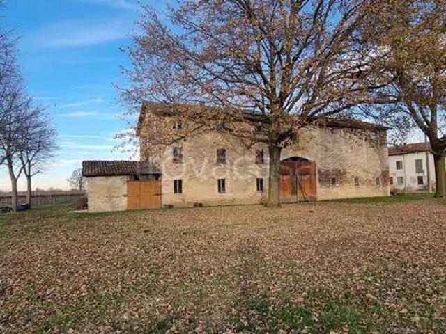 Rustico in vendita a Re, Reggio Emilia