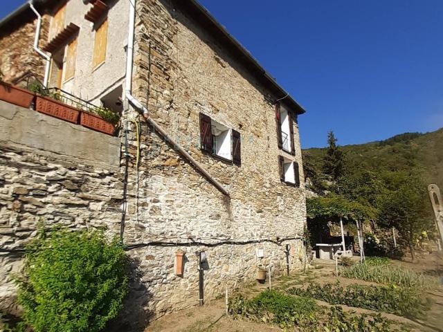 Rustico in vendita a Rezzo, Liguria