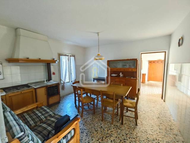 Rustico in vendita a Rivignano Teor / Rivignan Teôr, Rivignano